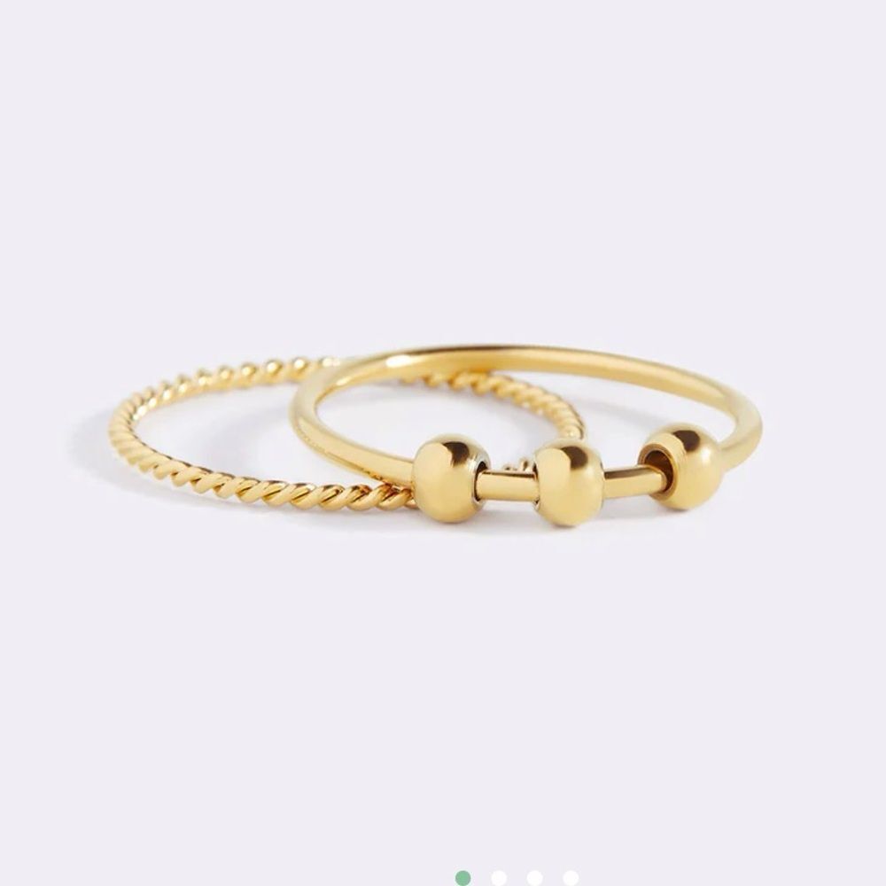 Mint & Lily Dainty Stackable Beaded Fidget Set Rings Gold Size 8 NEW